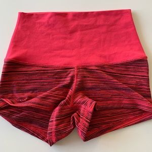 Lululemon Boogie Short Pink Stripes sz 4
